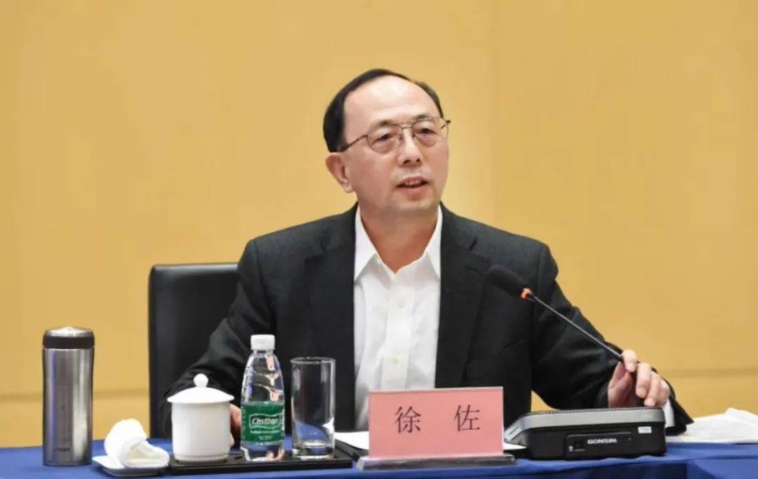 辽宁检察机关依法对徐佐涉嫌受贿、非法经营同类营业案提起公诉